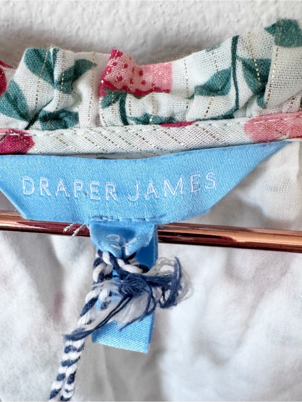 Draper JamesFloral Tie-Waist V-Neck Dress. Strawberry and floral print - Picture 5 of 10